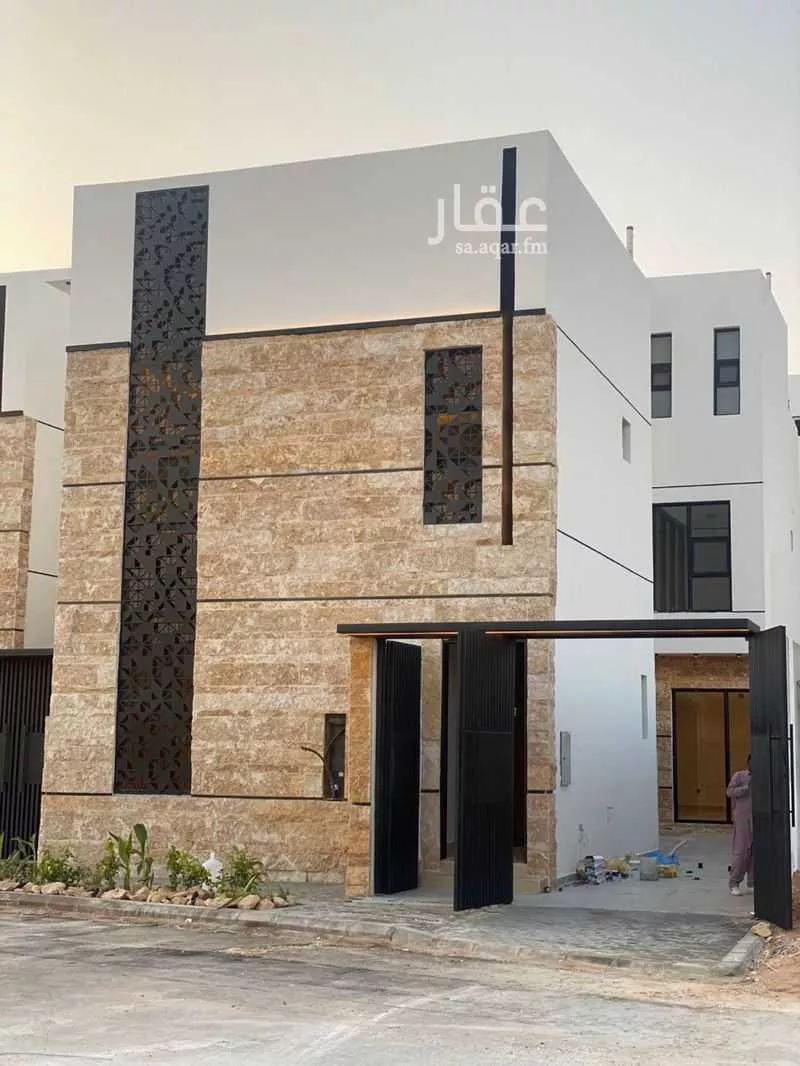 6 bedroom duplex in Al Mahdiyyah 2