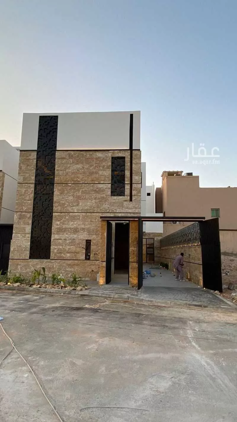 6 bedroom duplex in Al Mahdiyyah 3