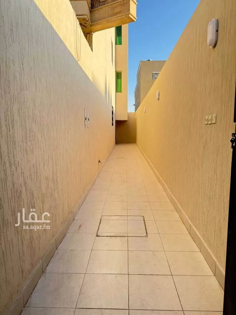 دور 4 غرف في العارض 2