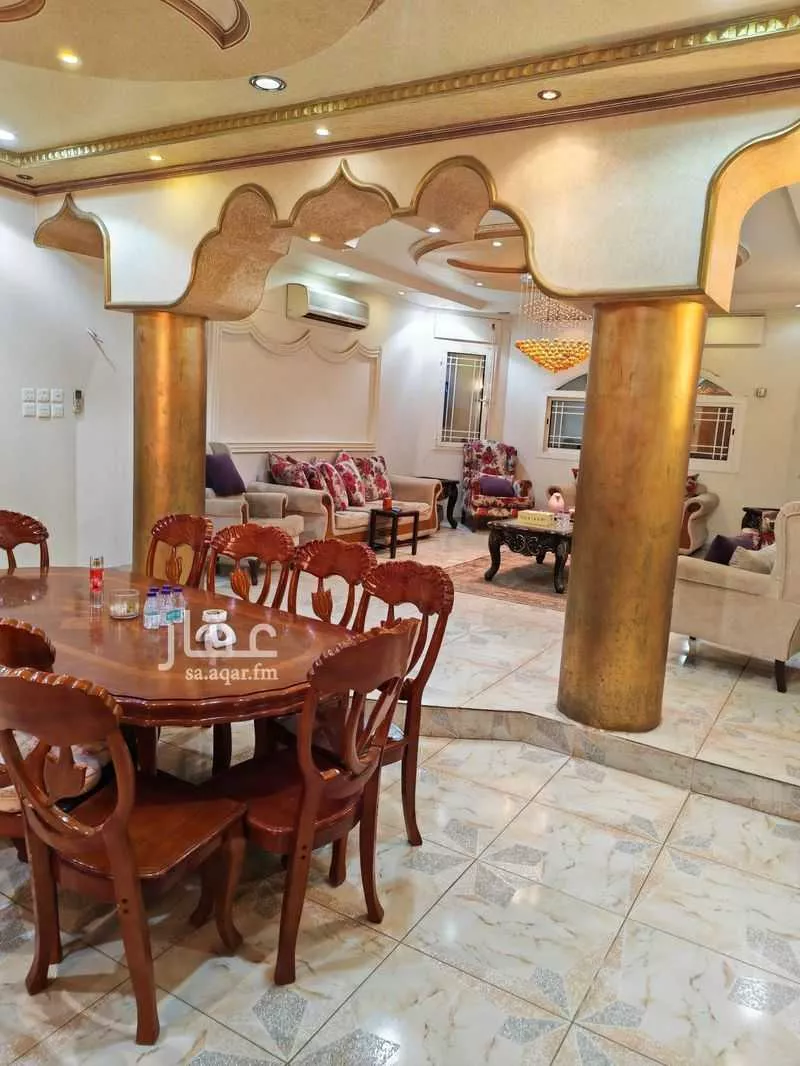 شقة 5 غرف في الدفاع 5