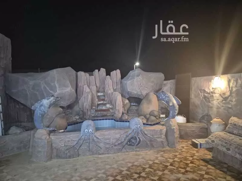 400 sqm building in Al Aziziyah 3