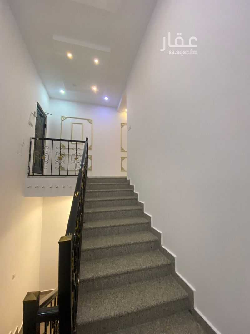 4 bedroom apartment in Al Buhairah, Eastern Province 2
