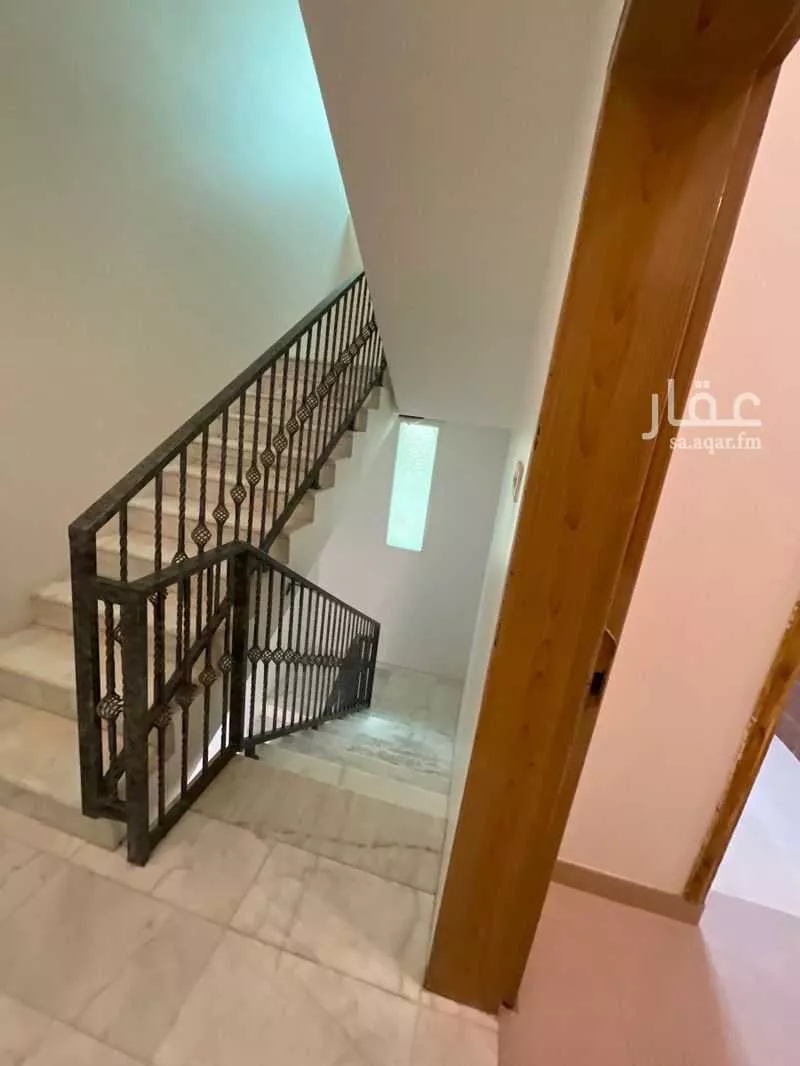 دور 7 غرف في الرائد 4