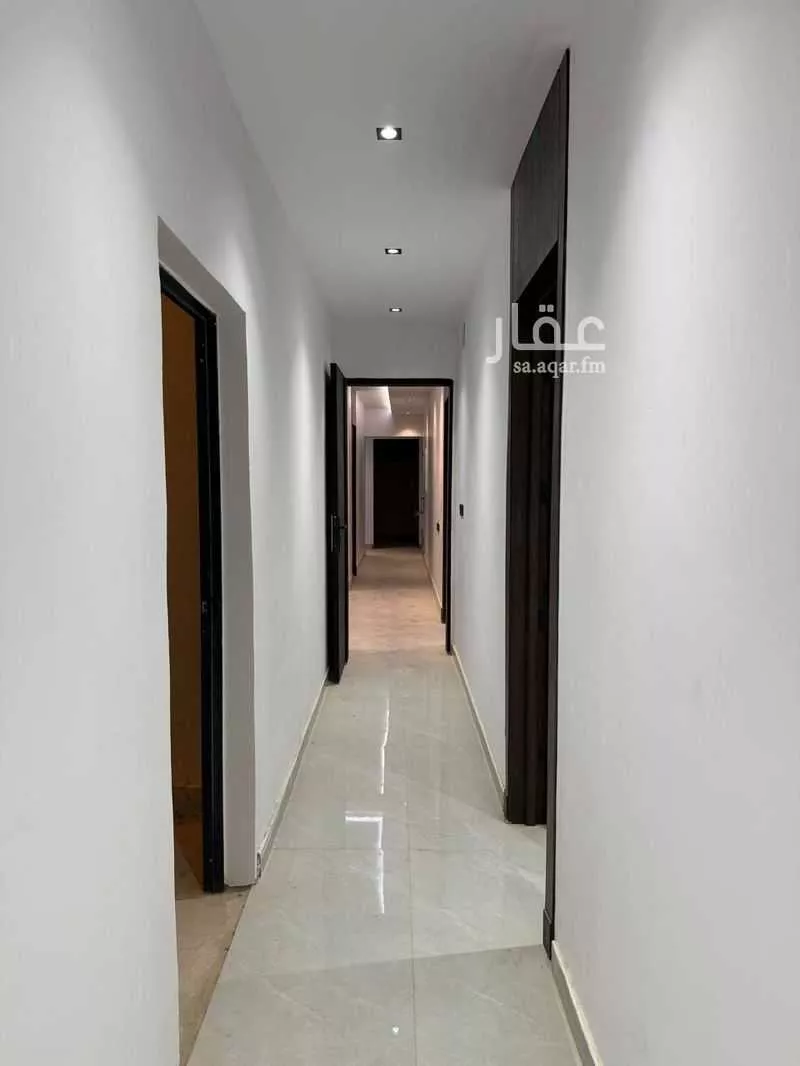 شقة  في الشرق 1