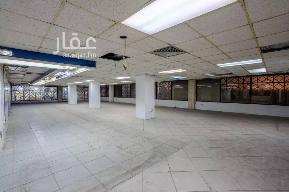 عمارة 1500 م² في المزروعية 4