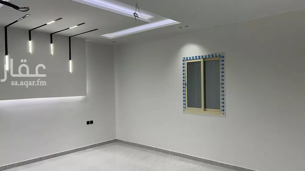 فيلا 8 غرف في الصفوة 2