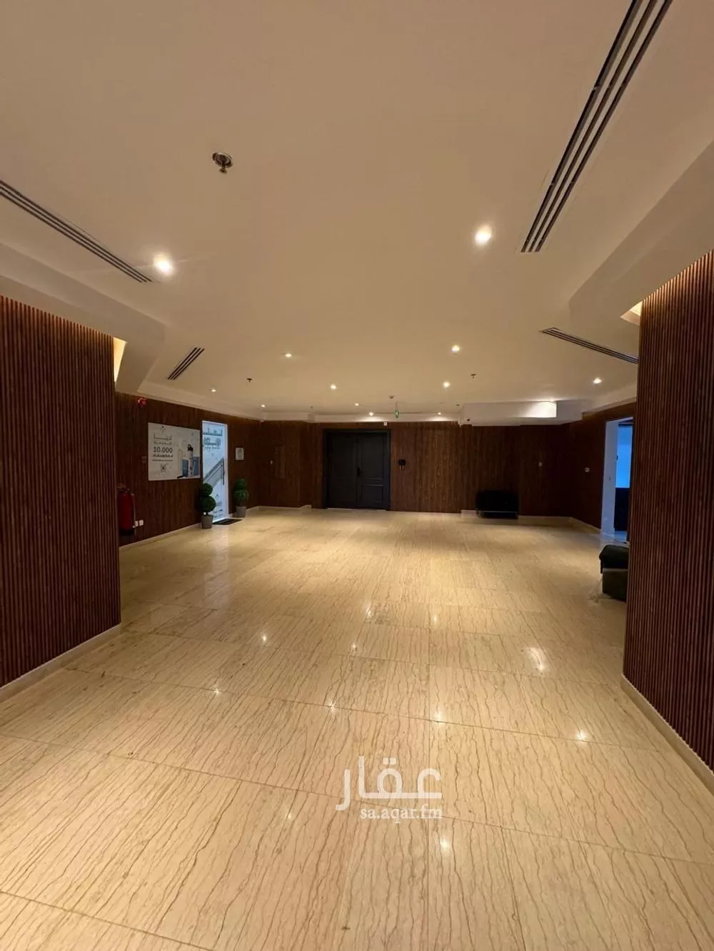 مكتب 2500 م² في الفيصلية 2