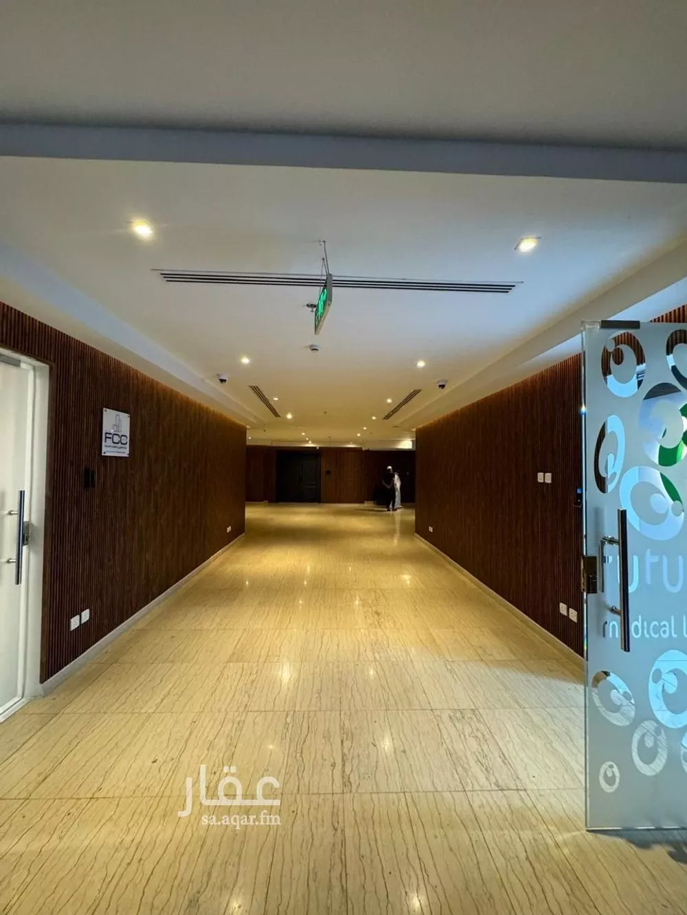 مكتب 2500 م² في الفيصلية 3