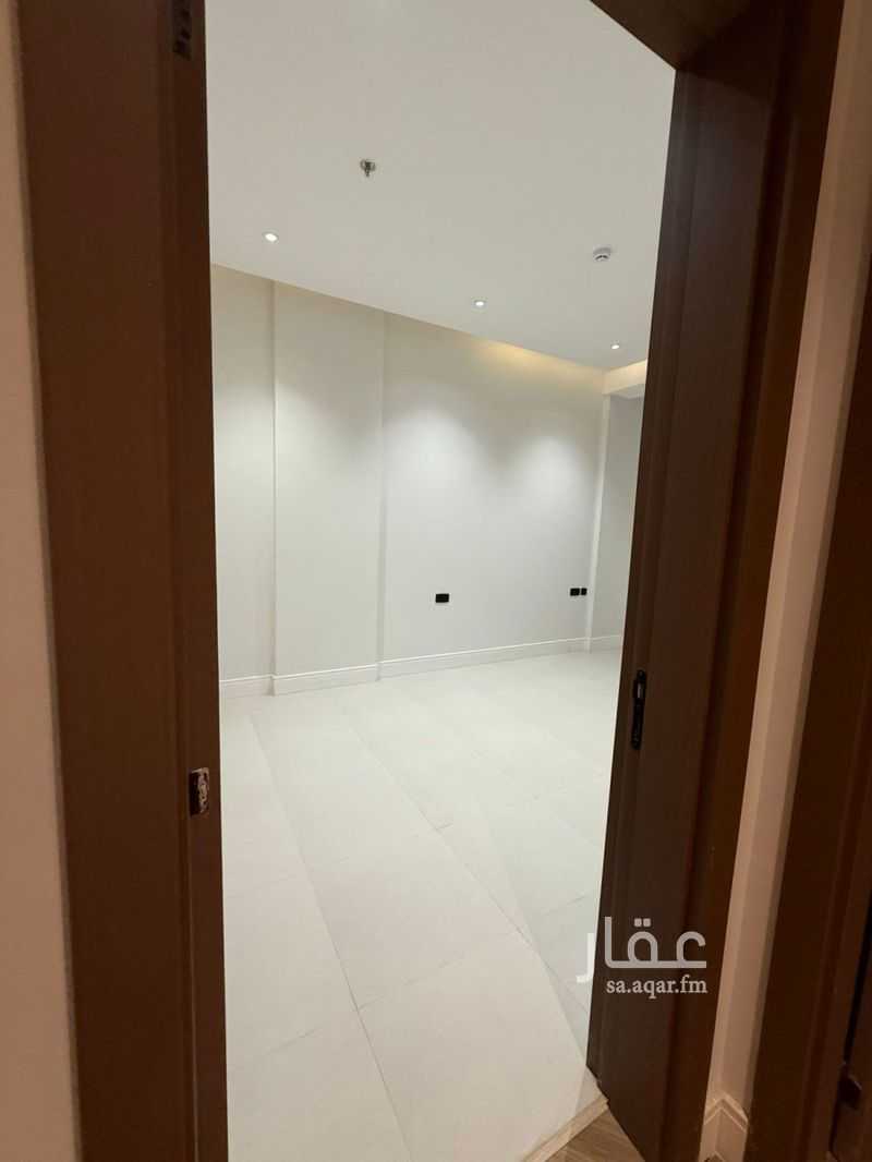 5 bedroom apartment in Al Rawdah, Riyadh 16