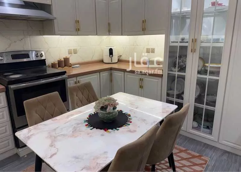 فيلا 10 غرف في النرجس 3