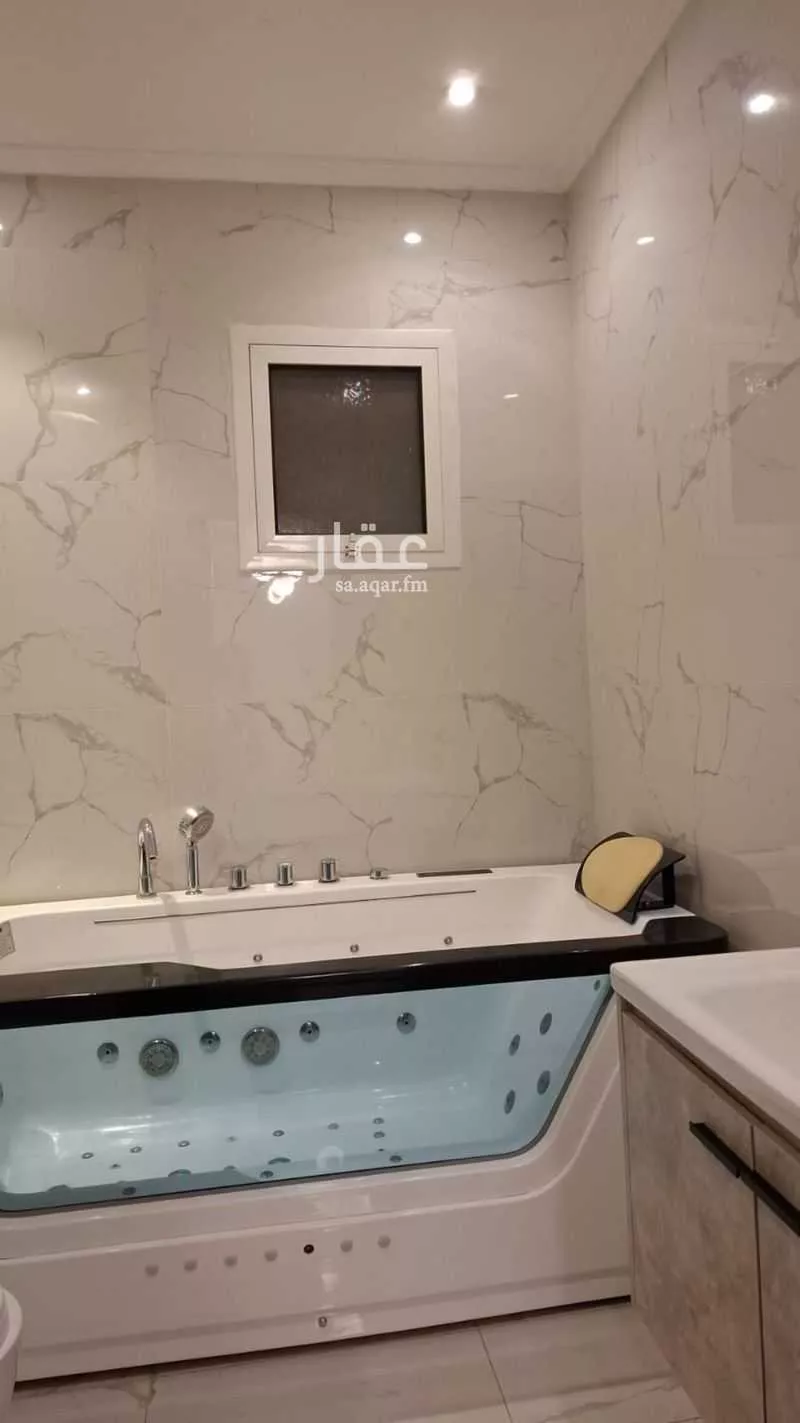 شقة 4 غرف في اشبيلية 2