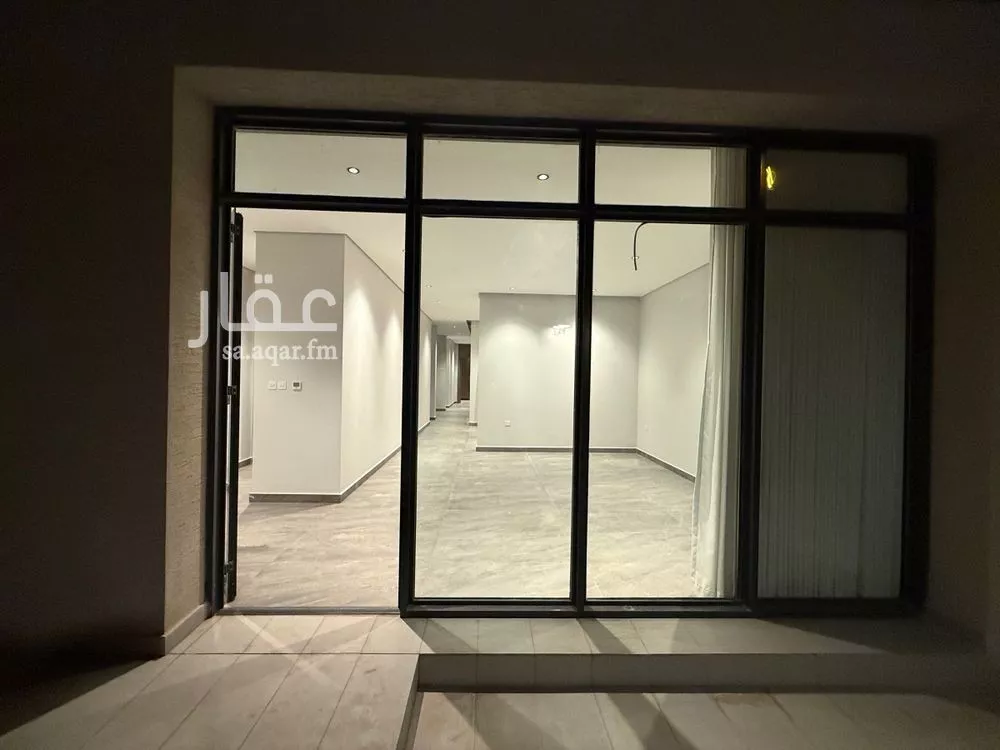 فيلا 3 غرف في العارض 4