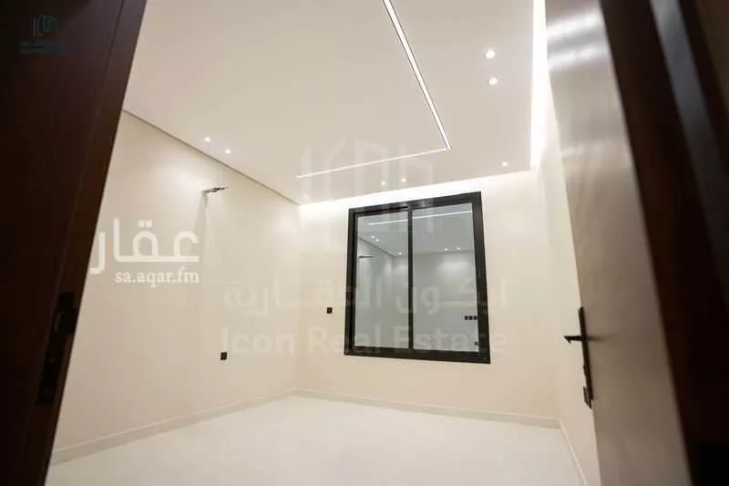 شقة 4 غرف في النزهة 2