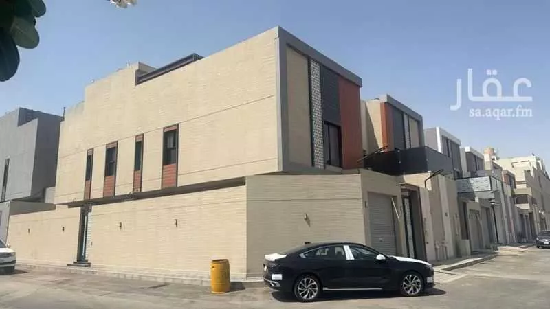 5 bedroom villa in Qurtubah 2