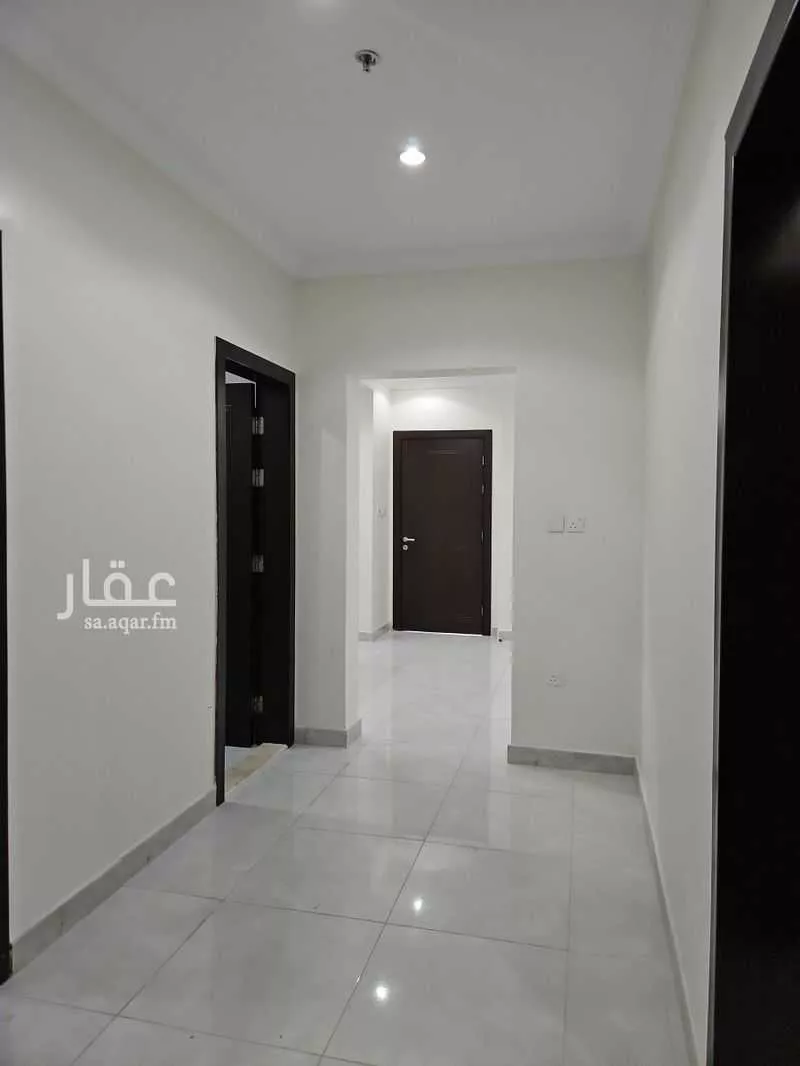 شقة 4 غرف في النزهة 5