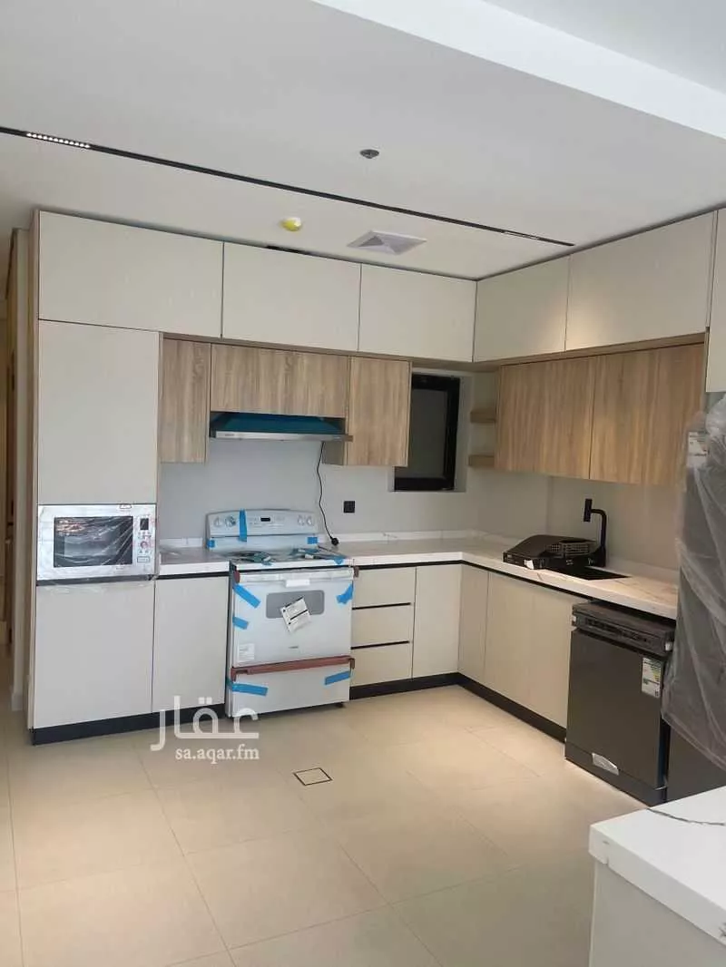 شقة 3 غرف في الحمرا 3