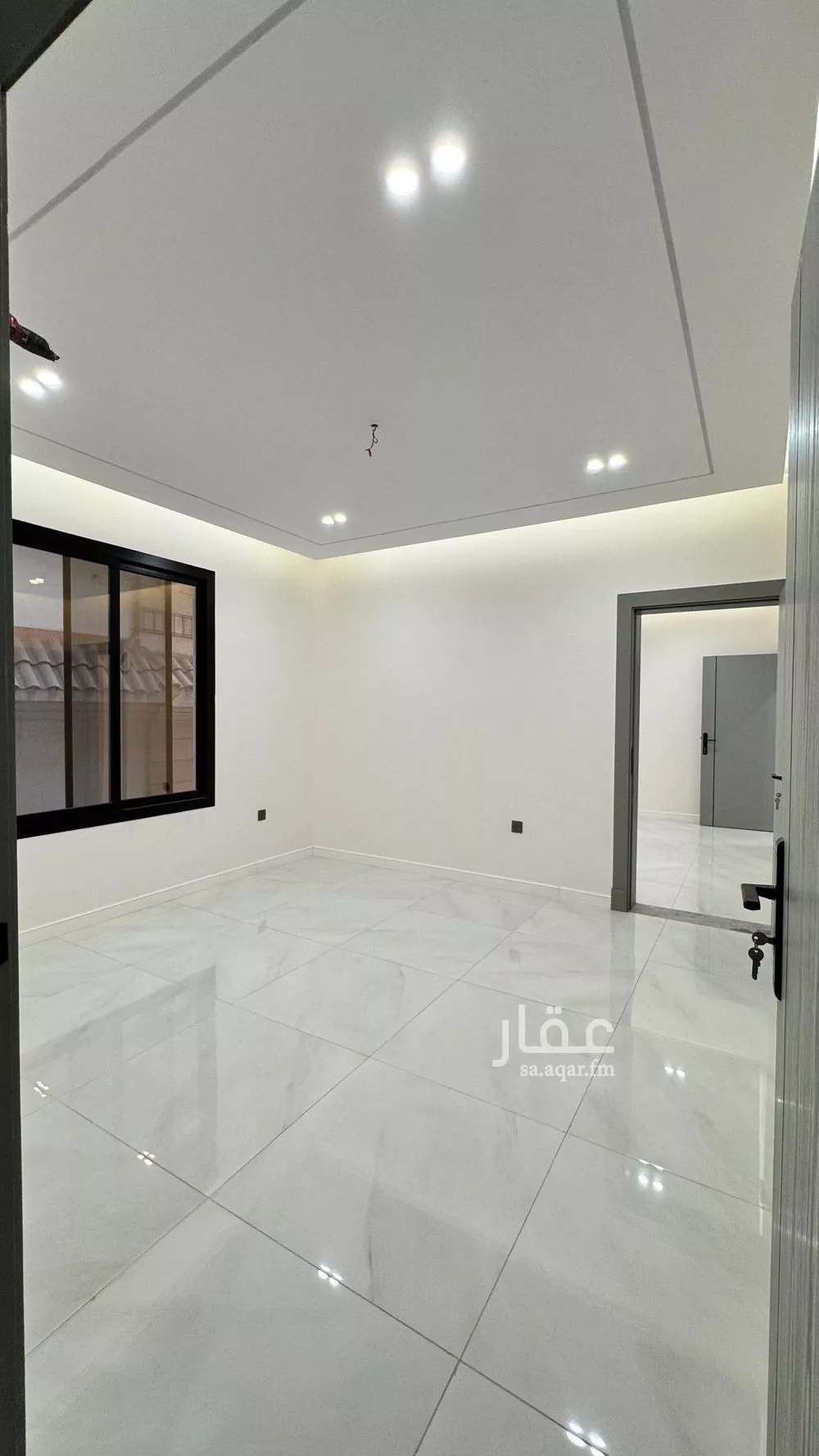 شقة 4 غرف في الزهراء 5