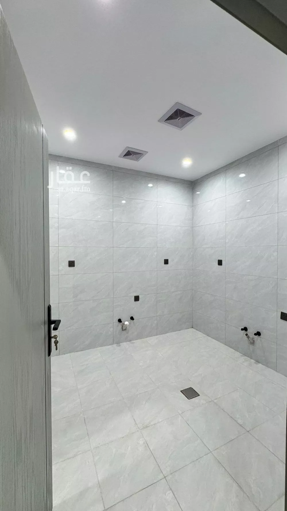 شقة 4 غرف في الزهراء 2