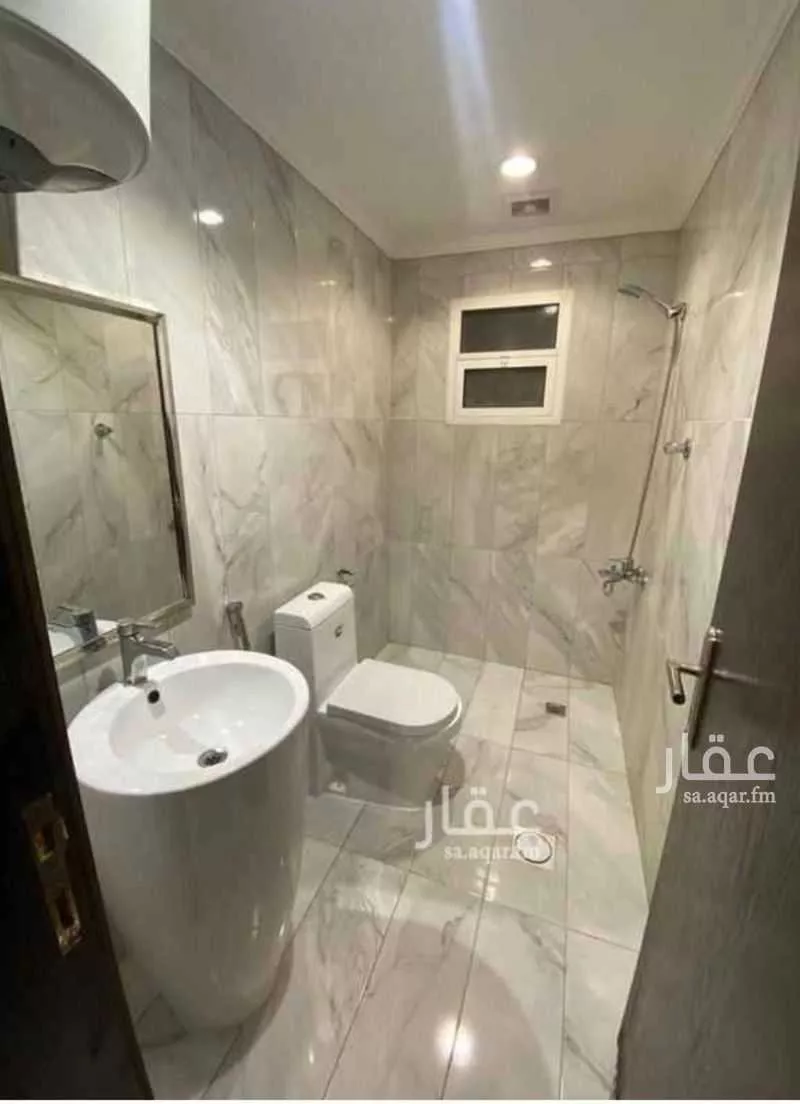 شقة 4 غرف في المنتزه 4