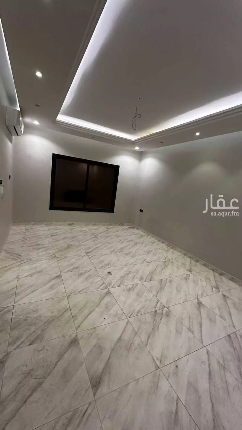 فيلا 7 غرف في العقيق 2