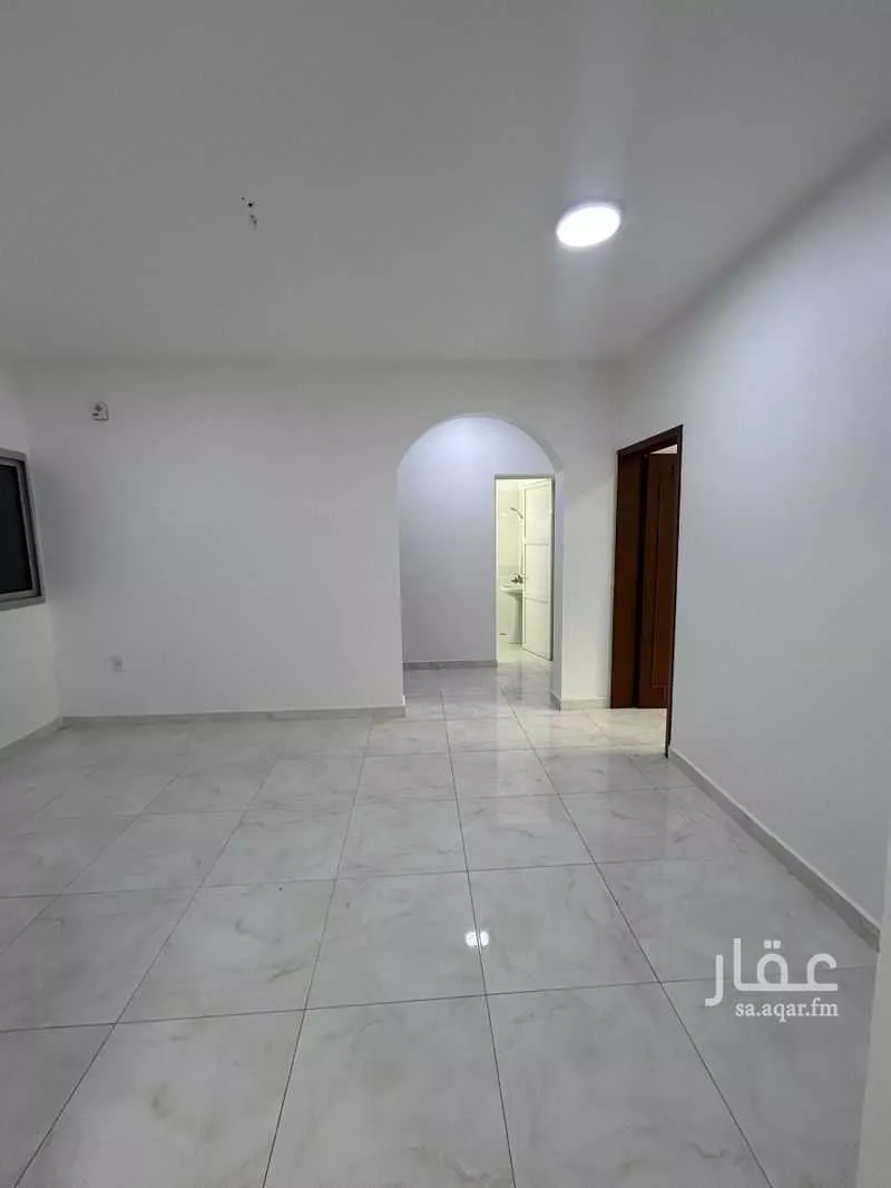 شقة 2 غرف في مدينة العمال 4