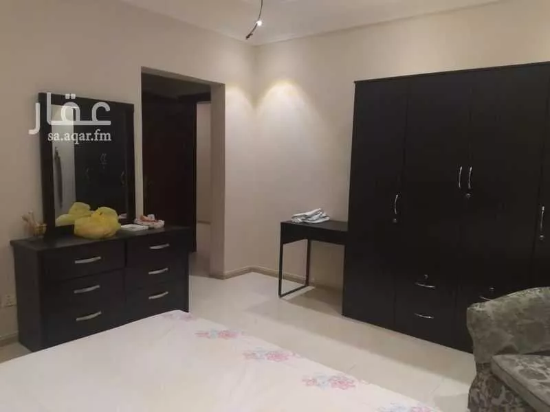 شقة 5 غرف في المنتزه 5