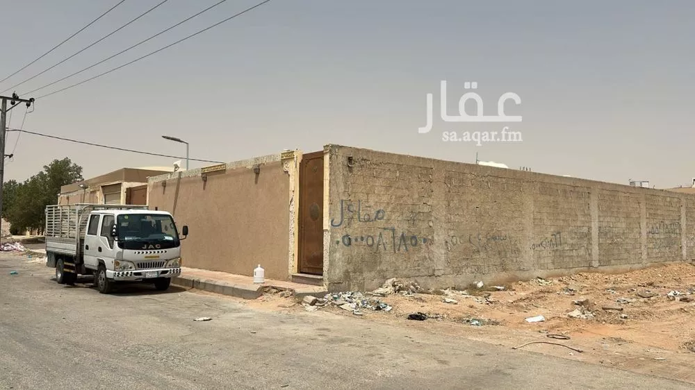 أرض 900 م² في بنبان 2