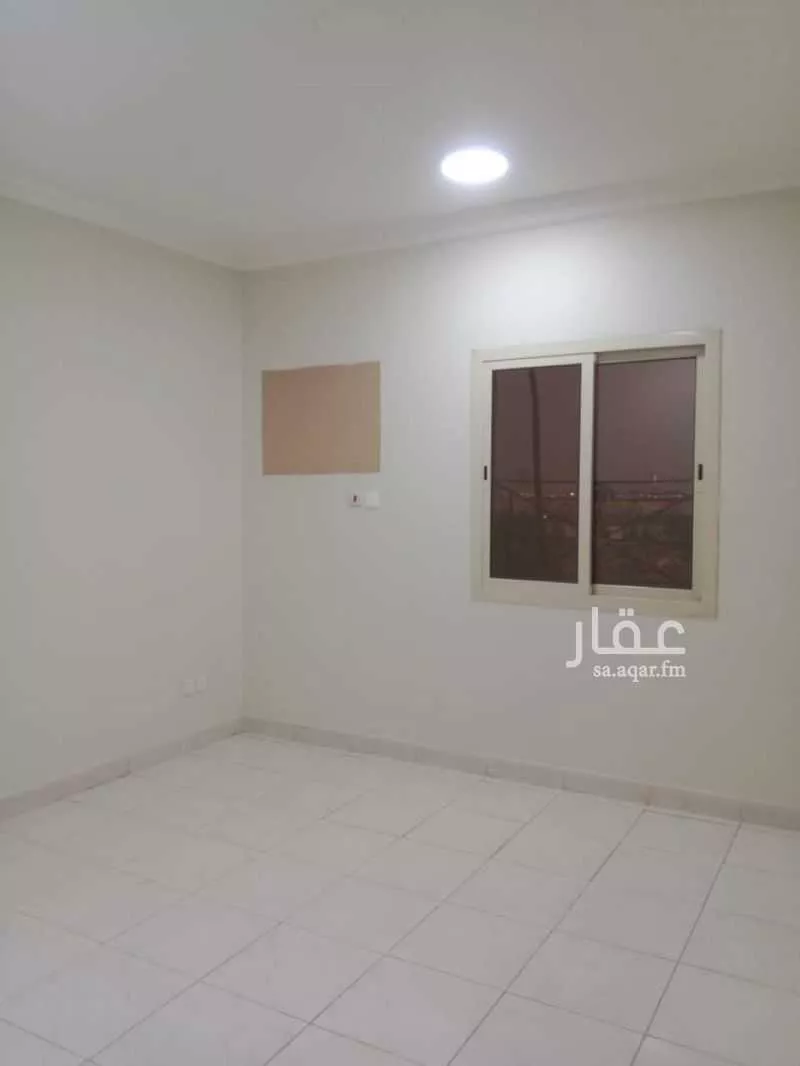 عمارة 960 م² في القصور 3