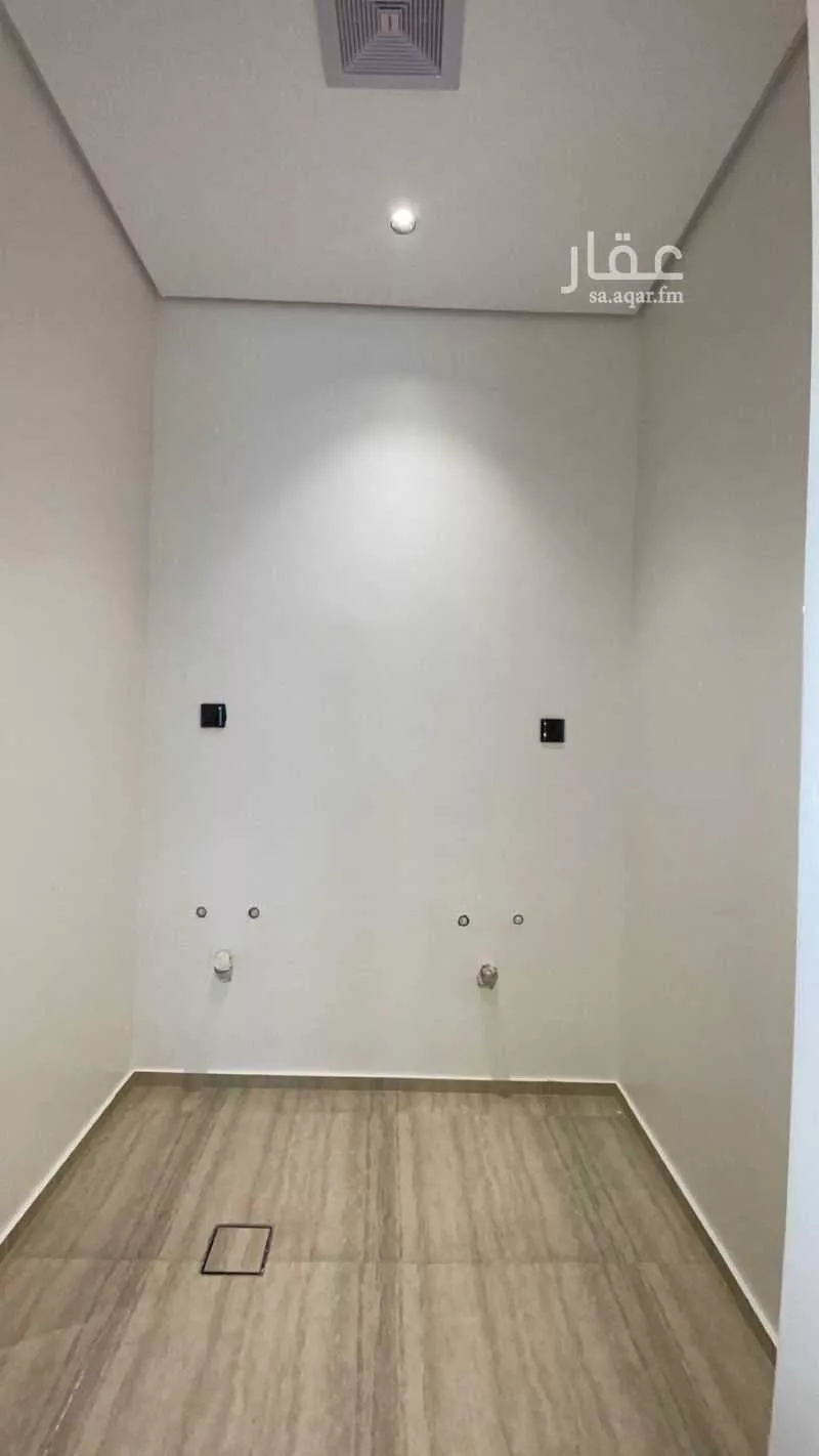 4 bedroom villa in Dhahrat Laban, Riyadh 18