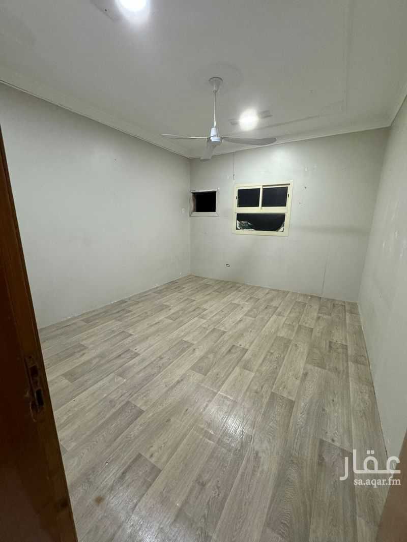 17 bedroom building in Badr, Eastern Province 7