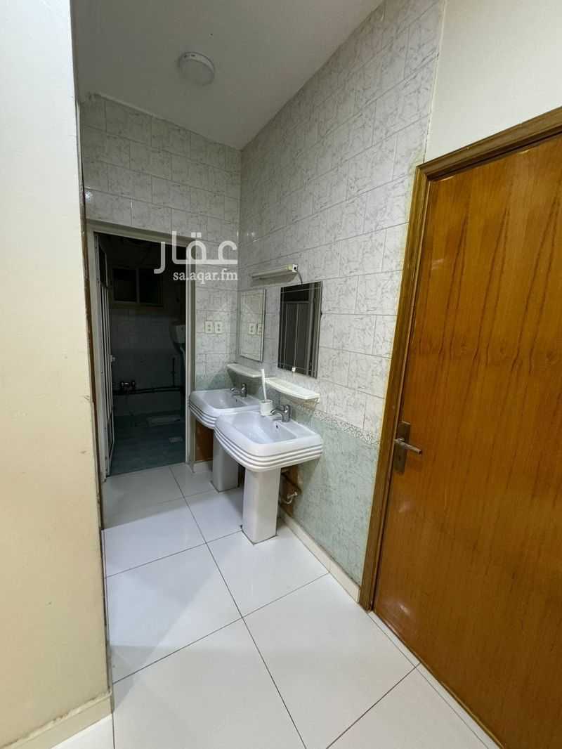 17 bedroom building in Badr, Eastern Province 3