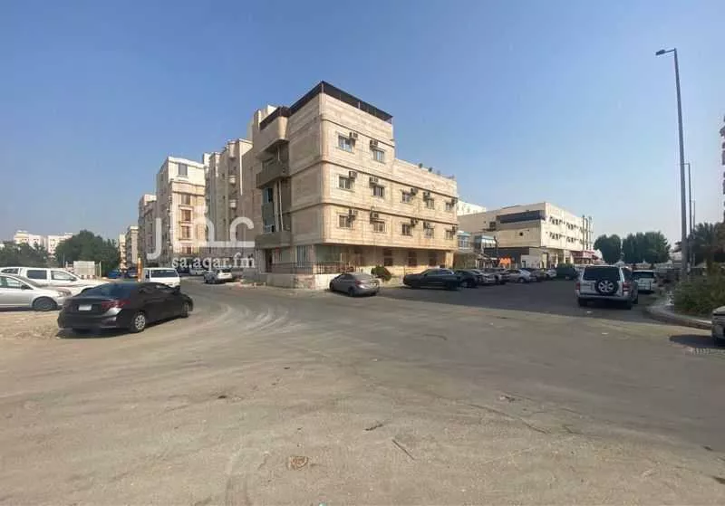 عمارة 544 م² في العزيزية 5