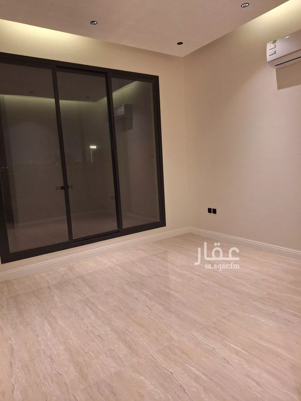 فيلا 4 غرف في النرجس 3