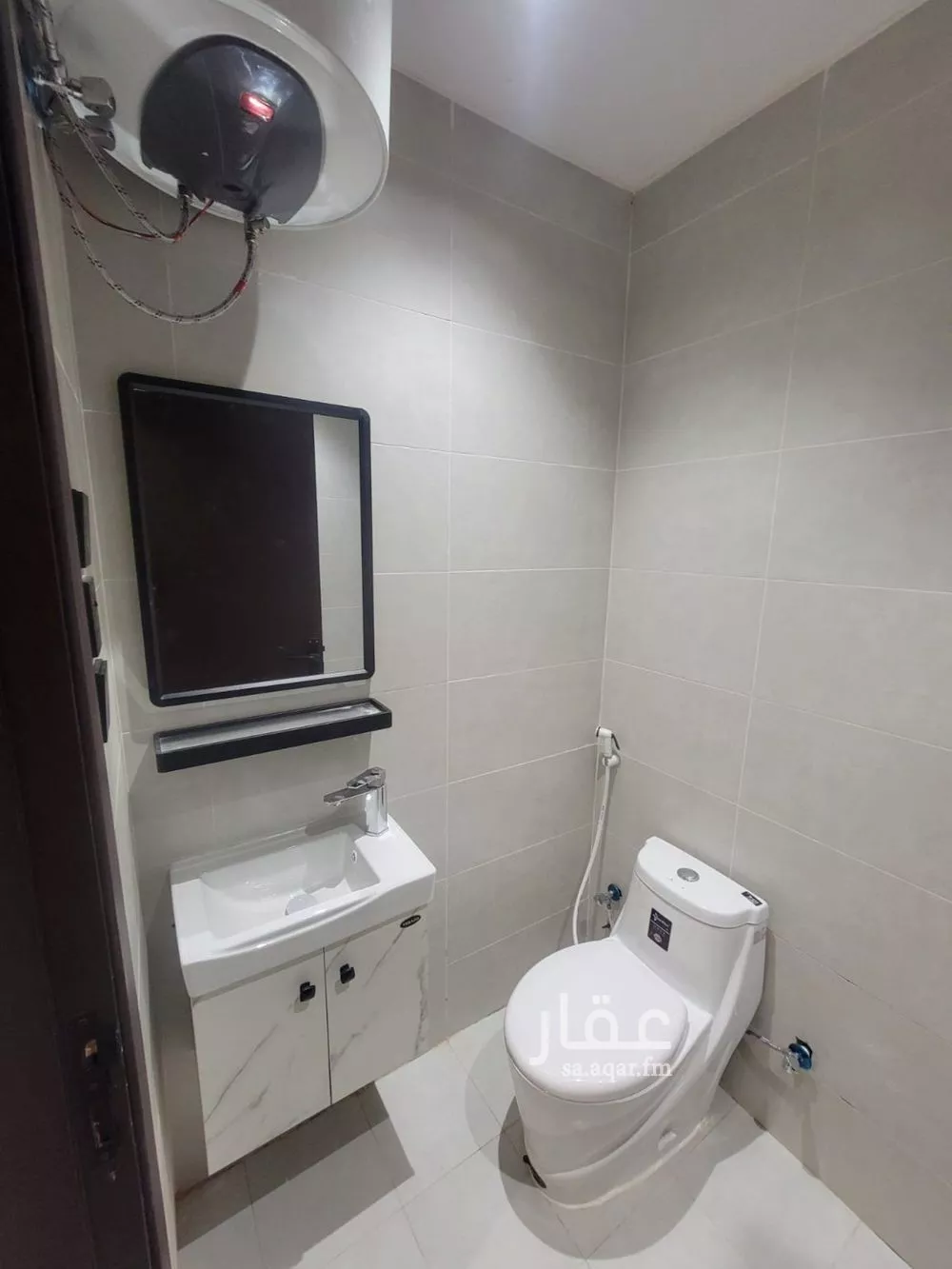 شقة 1 غرف في المونسية 4