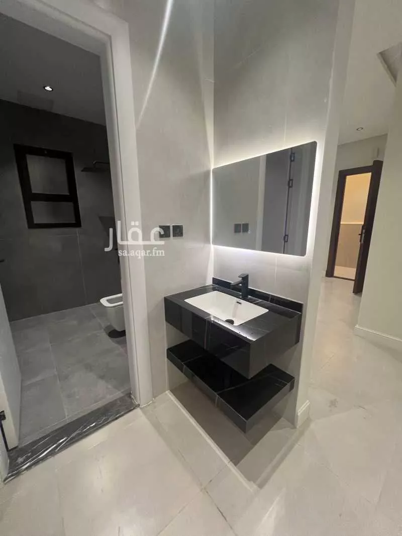 شقة 5 غرف في بطحاء قريش 1