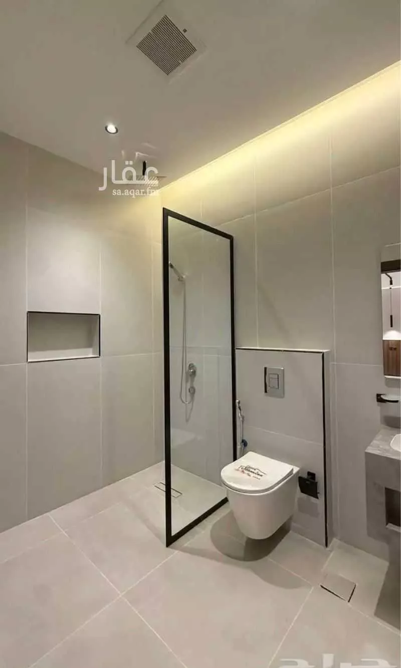 5 bedroom apartment in Al Shawqiyyah 5