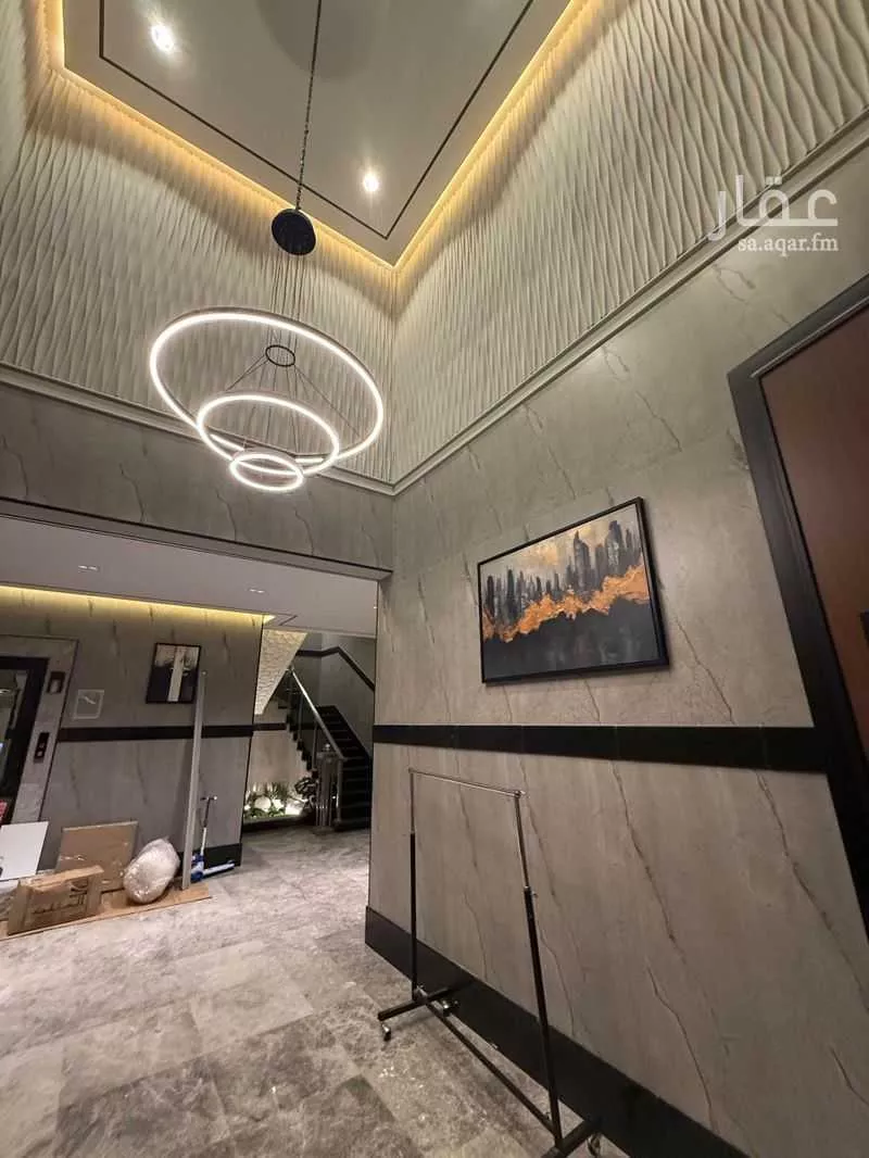 6 bedroom apartment in King Fahd 1