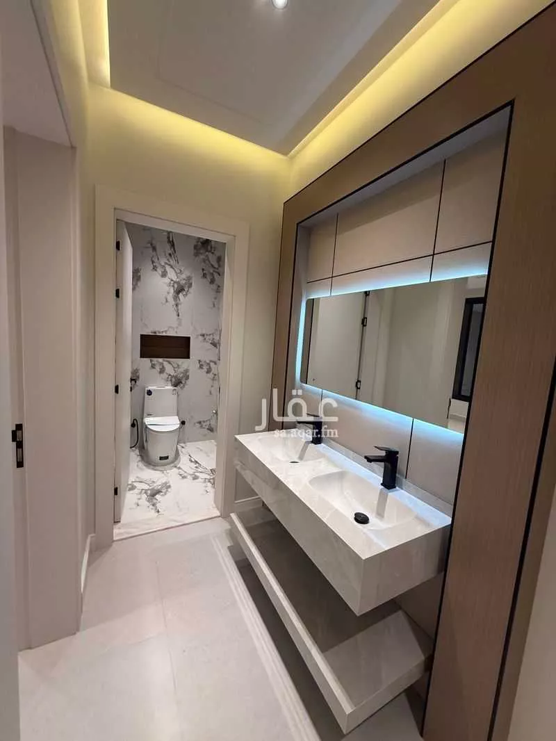 6 bedroom apartment in King Fahd 5