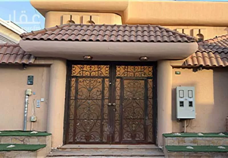 فيلا 10 غرف في العريجاء الغربية 1