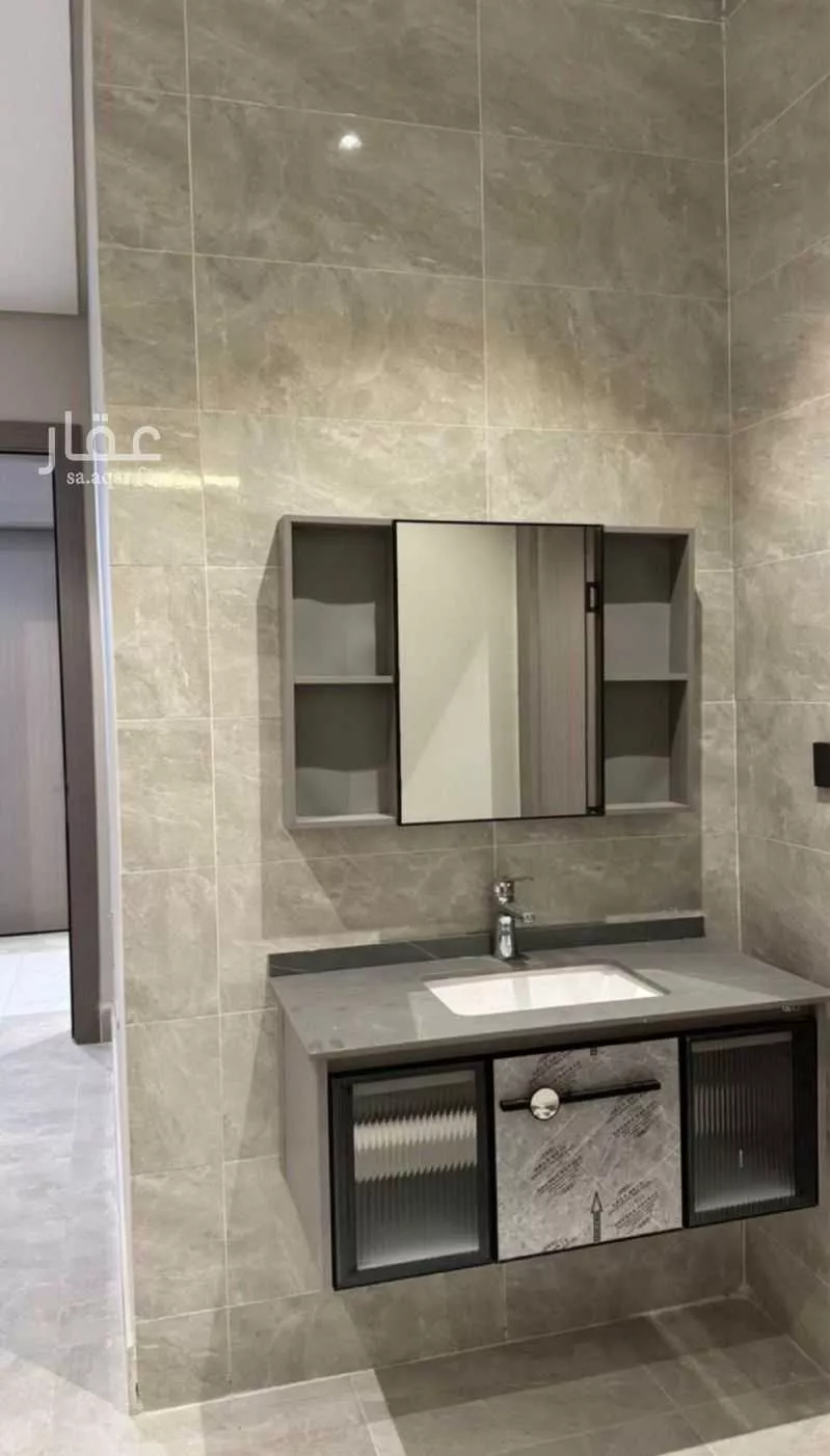 شقة 3 غرف في الحمرا 3