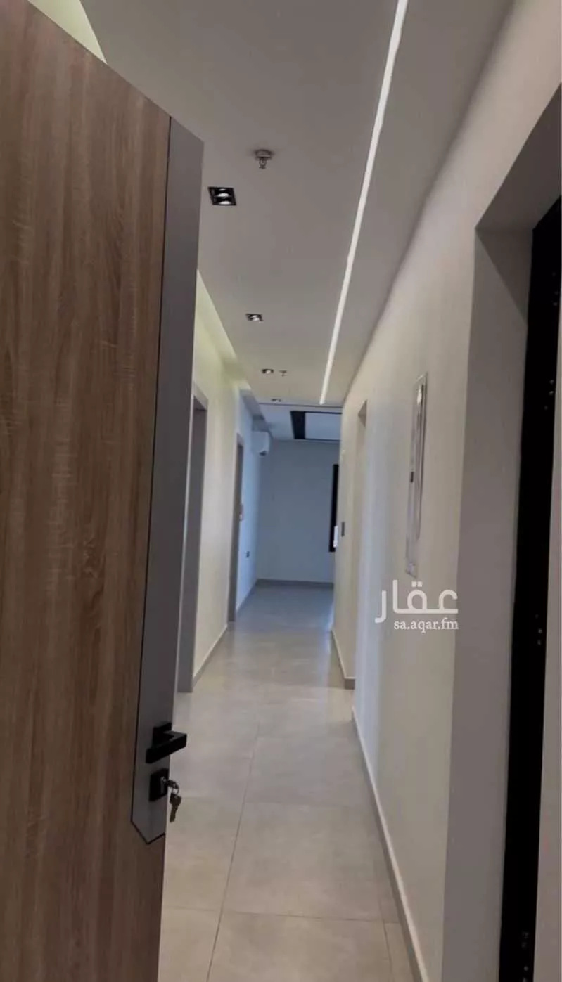 شقة 4 غرف في الحمرا 3