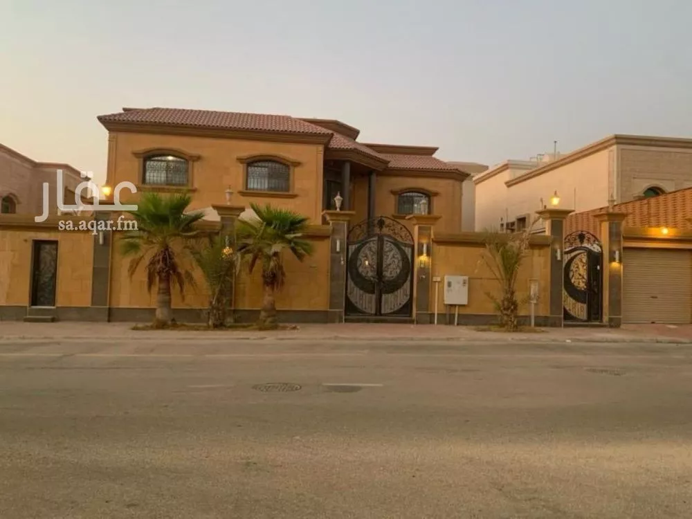 6 bedroom villa in Al Khuzama 1