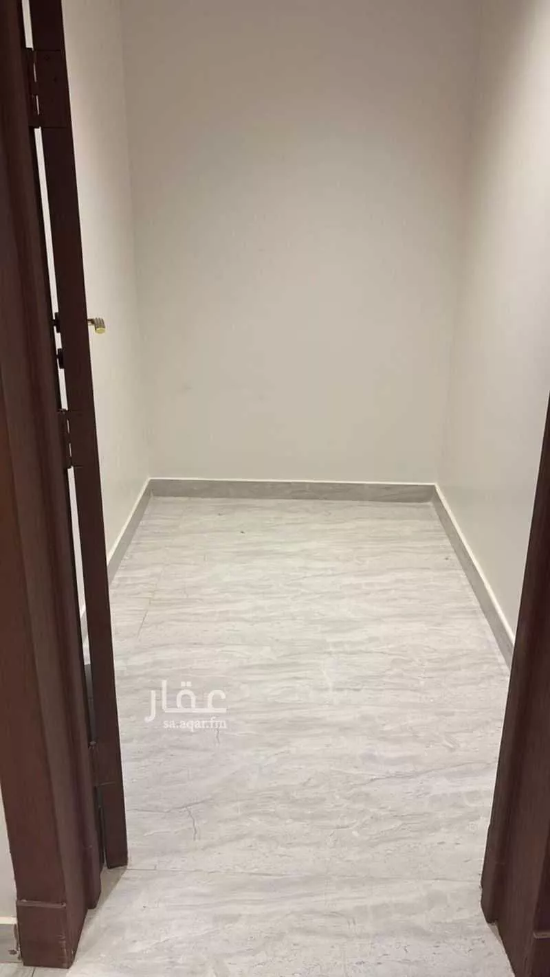 4 bedroom floor in Al Rimal 3