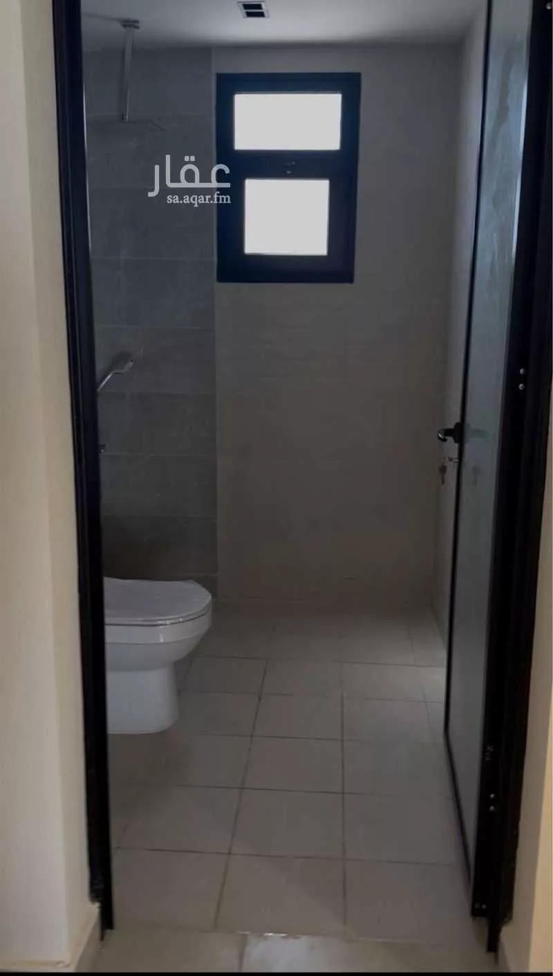 شقة 4 غرف في الحمرا 2