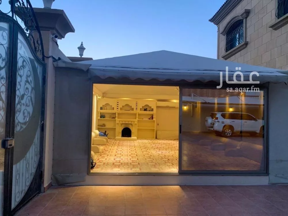 6 bedroom villa in Al Khuzama 2