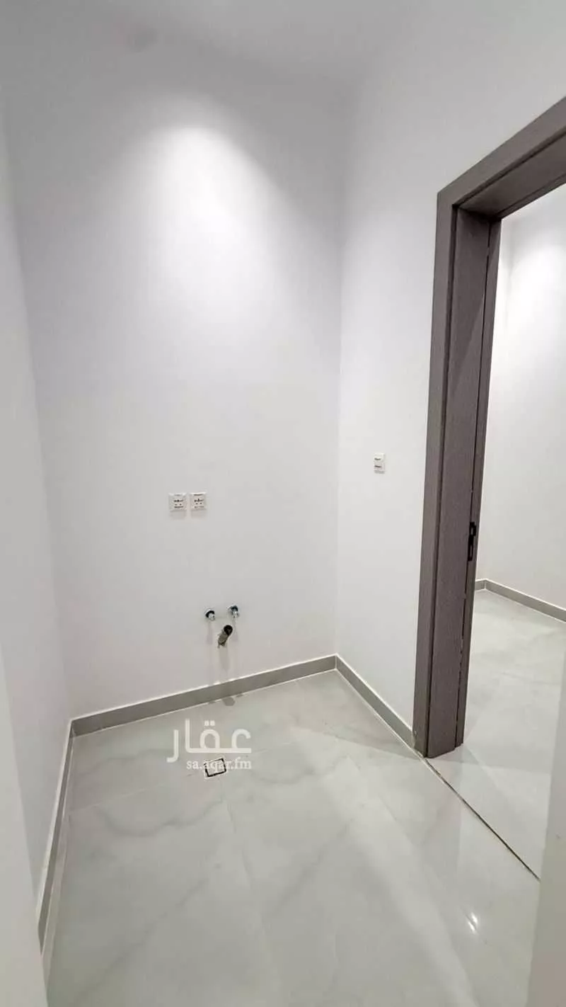 دور 4 غرف في الملك فهد 3