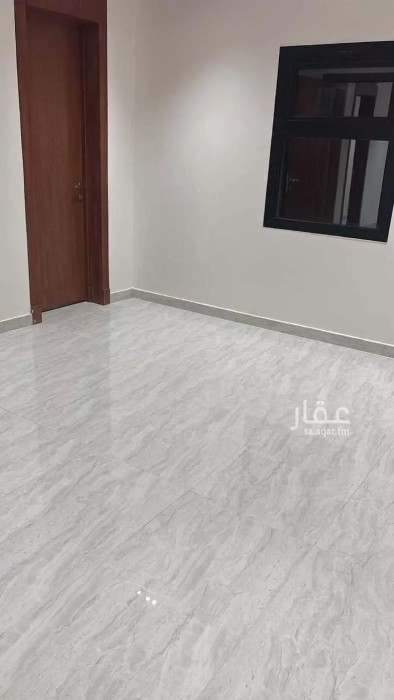 4 bedroom floor in Al Rimal 2