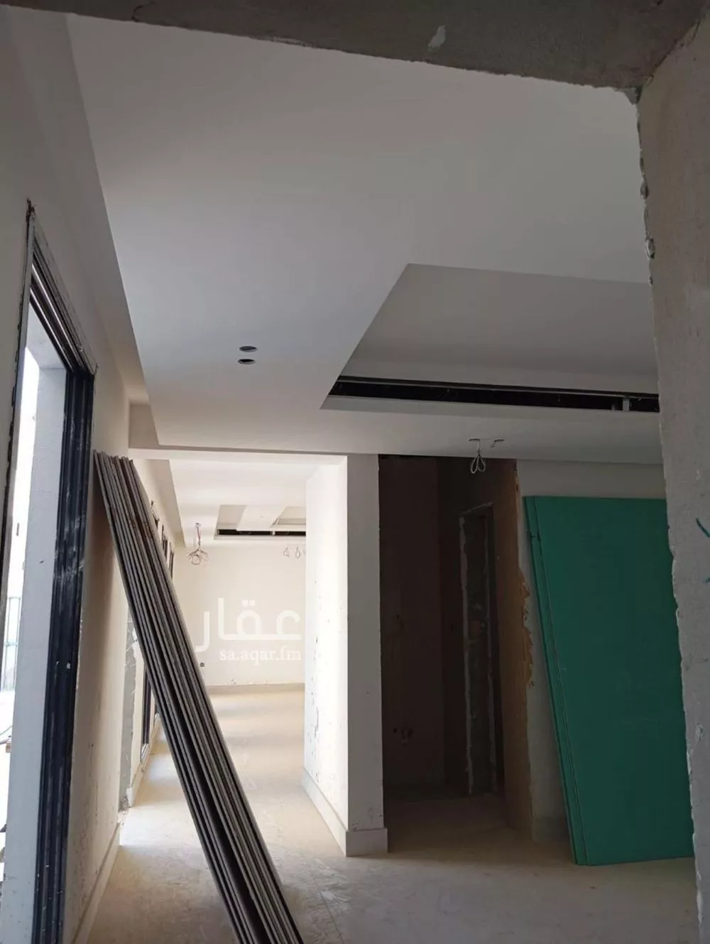 فيلا 5 غرف في النرجس 4