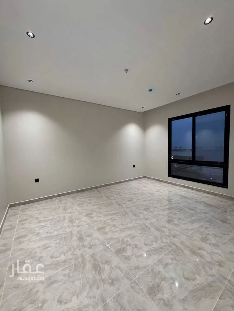 4 bedroom apartment in Al Fanar 1