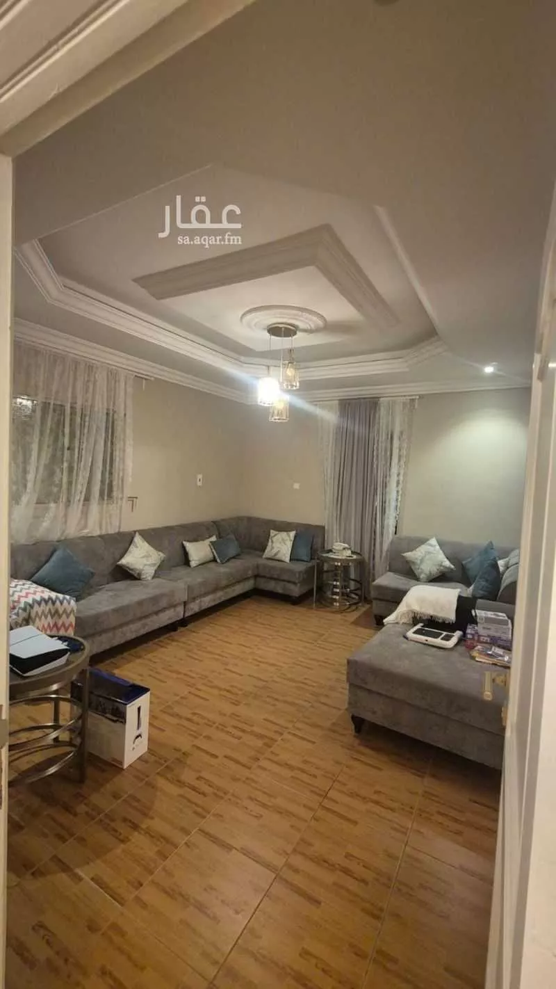 شقة 5 غرف في الفيصلية 3